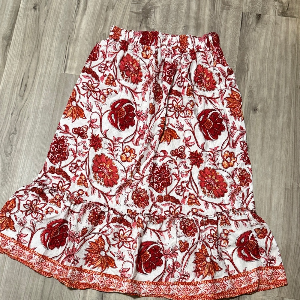 Nicole Miller Vibrant Red and White Floral A-Line Skirt